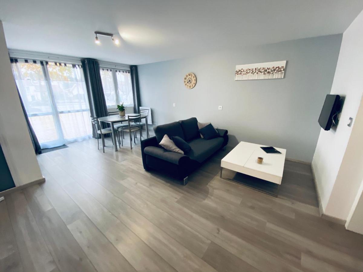 Toul Appartement Entier Avec Parking Prive Au Calme Cosy A Etage Avec Balcon المظهر الخارجي الصورة