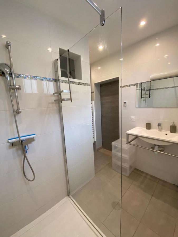 Toul Appartement Entier Avec Parking Prive Au Calme Cosy A Etage Avec Balcon المظهر الخارجي الصورة