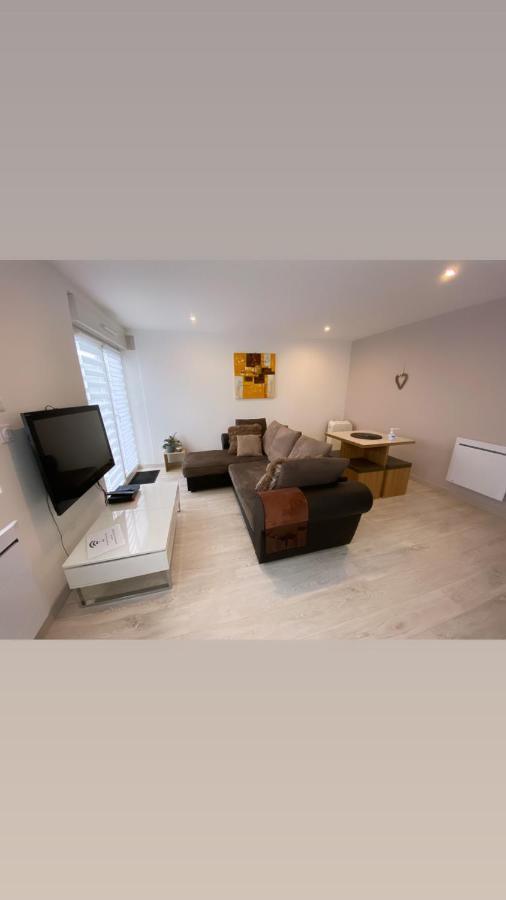 Toul Appartement Entier Avec Parking Prive Au Calme Cosy A Etage Avec Balcon المظهر الخارجي الصورة