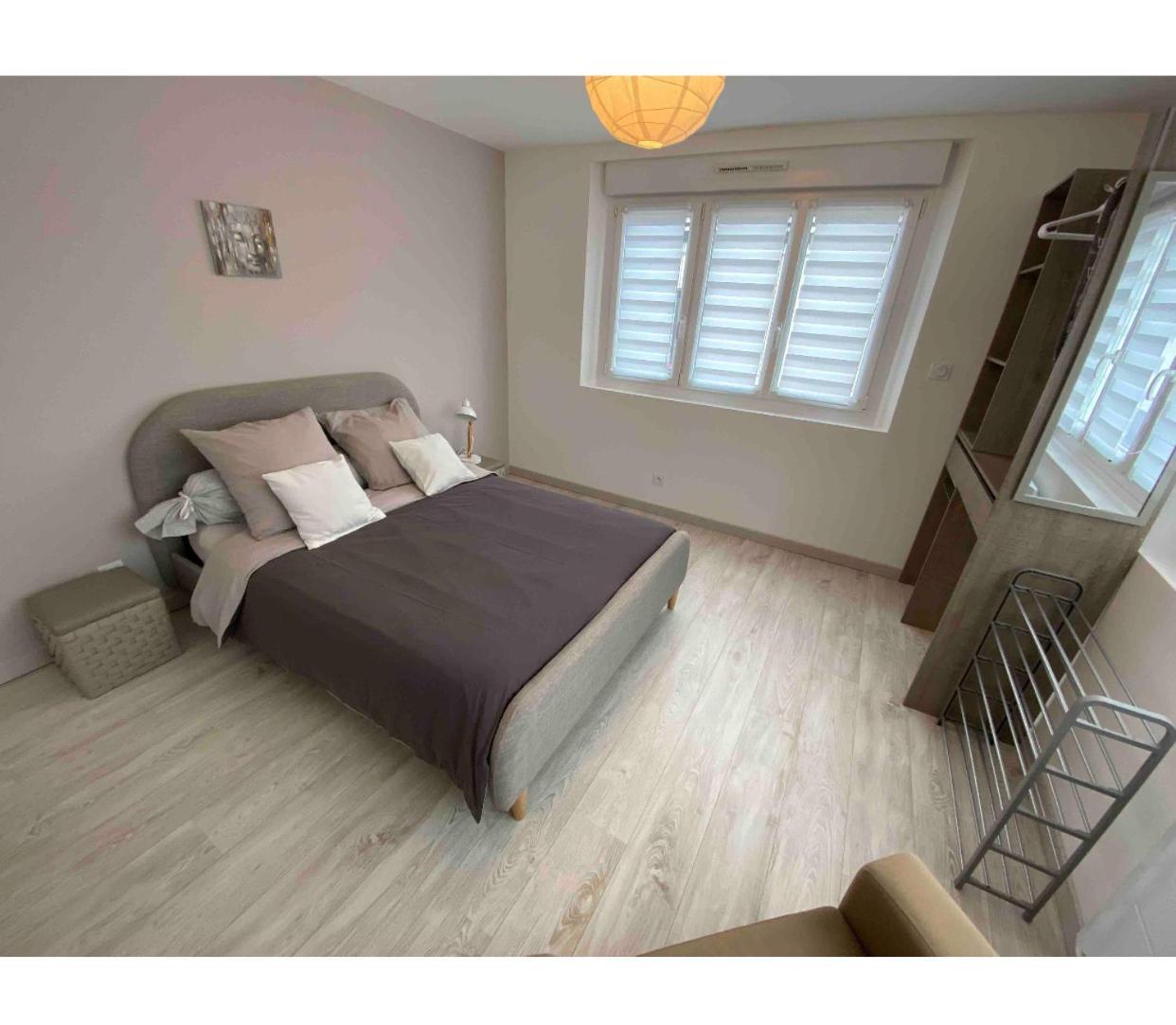 Toul Appartement Entier Avec Parking Prive Au Calme Cosy A Etage Avec Balcon المظهر الخارجي الصورة