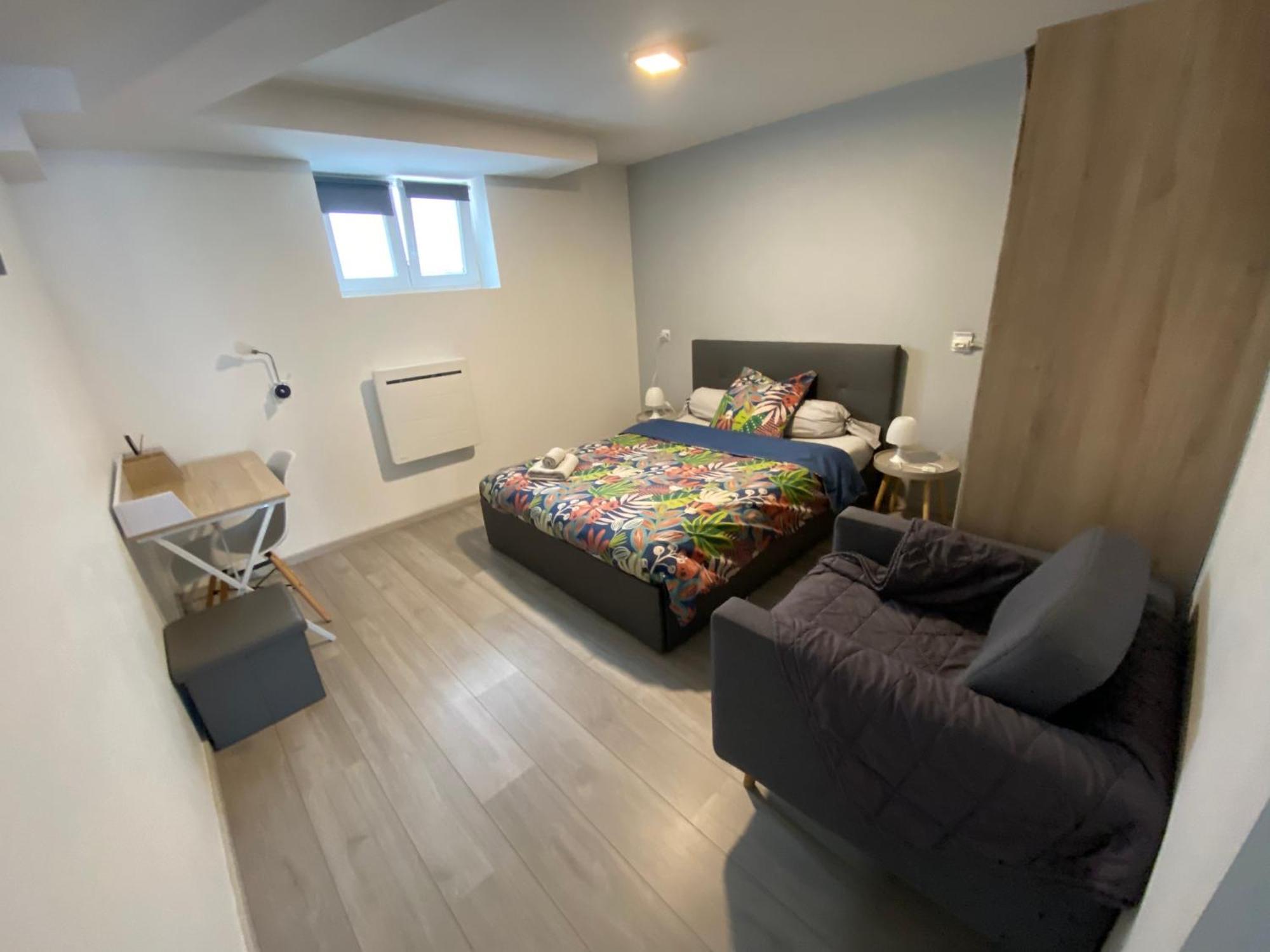 Toul Appartement Entier Avec Parking Prive Au Calme Cosy A Etage Avec Balcon المظهر الخارجي الصورة
